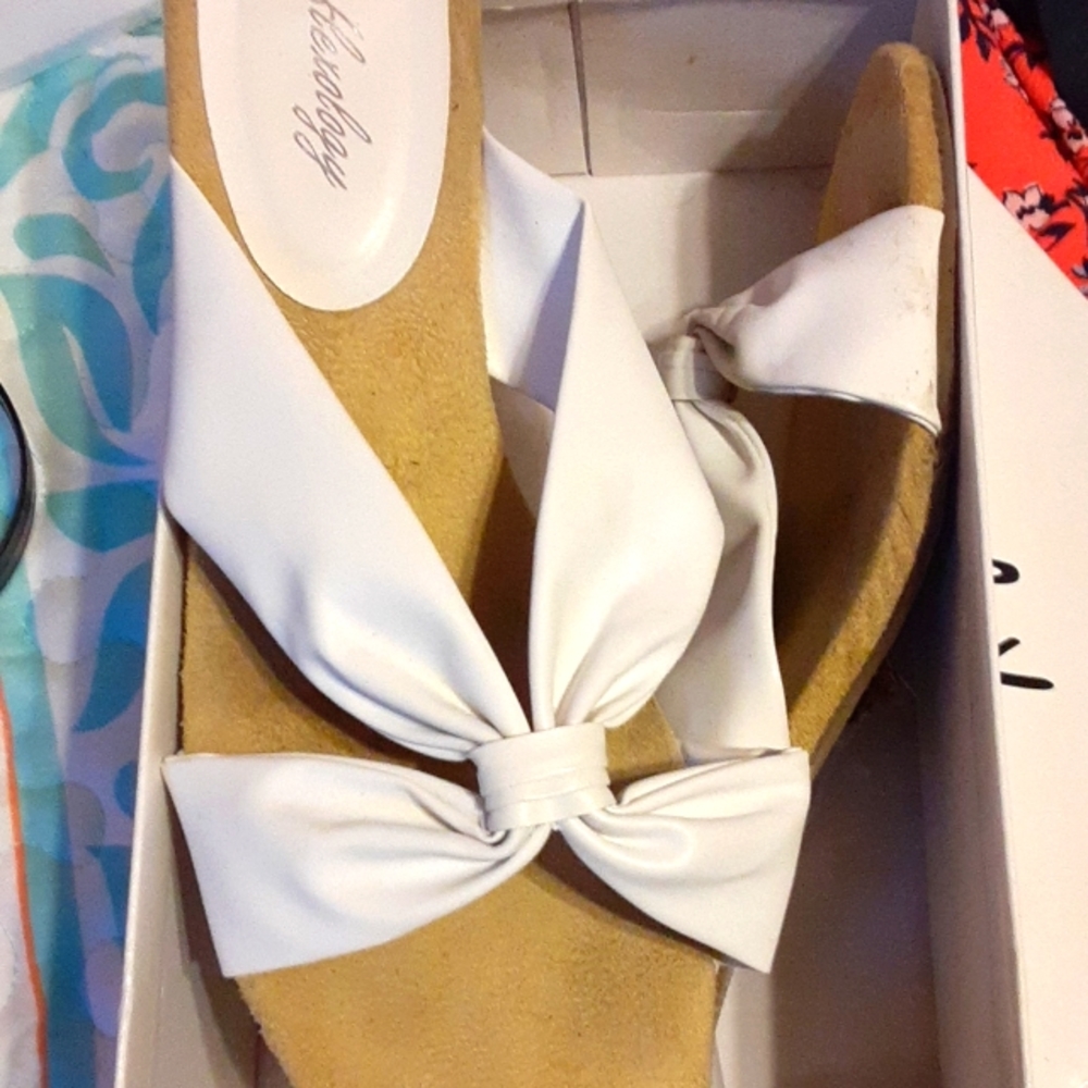Reflexology shoes, 9.5 white